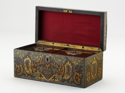 Tea caddy, c.1840 (mahogany inlaid with brass & zinc)