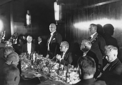 Ceremonial banquet for the opening of the House of the German Press in Berlin (b/w photo)