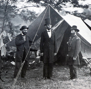 President Abraham Lincoln, Allan Pinkerton and John Alexander McClernand at Antietam during the American Civil War, 1850
