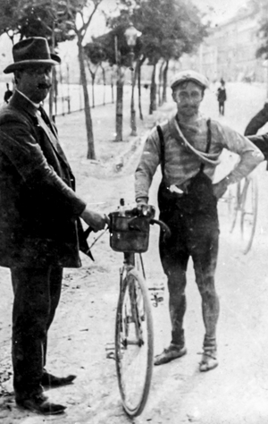 Carlo Galetti, Giro D'Italia, Italy, 1910-11 (b/w photo)