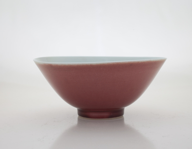 Peachbloom bowl, 1723-1735 (porcelain with blue underglaze decoration)