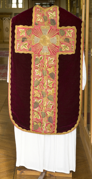 The Aragon Chasuble (velvet & silk embroidery)