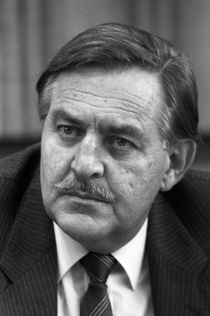 Foreign Minister Roelof Frederik Pik Botha (South Africa) in Bonn..., 1990 (photo)
