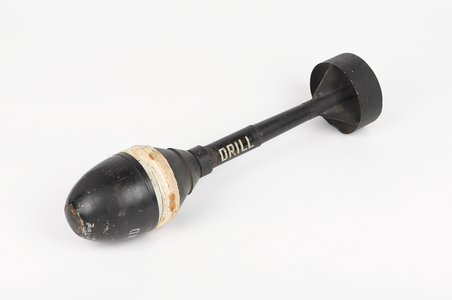 4-inch Blacker Bombard dummy projectile, c.1940 (drill ammunition)