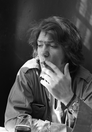 Oslo April 17, 1971. Actor Svein Sturla Hungnes plays both theater and film. Here he is with …, 1971 (photo)