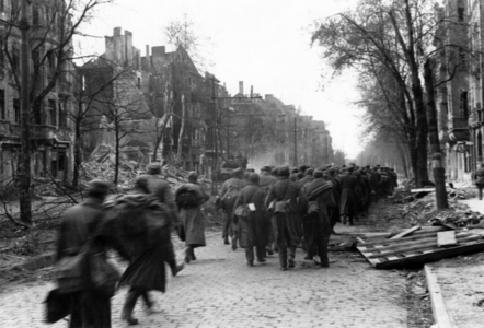 End of war, Battle for Berlin, 1945 (photo)