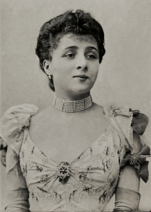 Portrait of the French artist Jeanne Darlaud ( 1865 , 1914 ) (photograph)