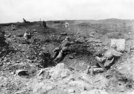 Battle of Verdun in the First World War, 1916 (b/w photo)