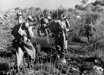 II. WK, Paratroopers in Italy 1943 (photo)