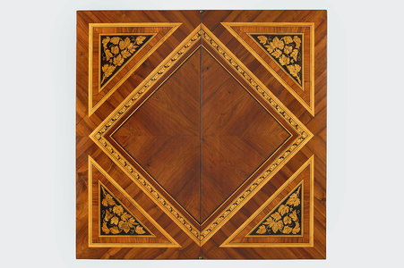 Top table (wood)