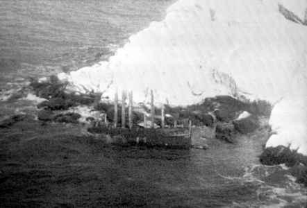 19780220 "Develop senior" shipwreck …, 1978 (photo)