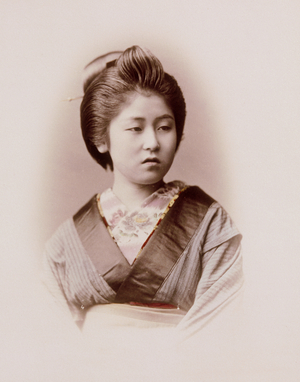 Woman, 1878-1885 (photo)
