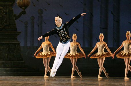 Royal Ballet 'Ballet Imperial' (photo)