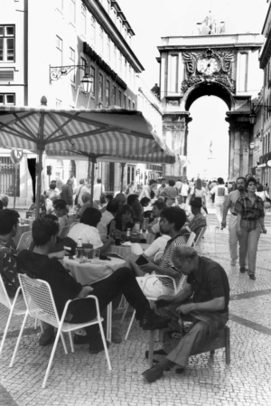 Café in the Rua de Augusta of Lisbon, 1993 (photo)