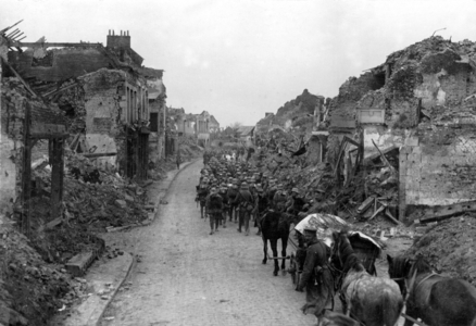 German troops enter Bapaume, 1918 (b/w photo)