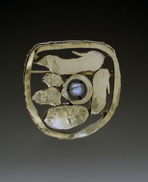 Brooch, 1970 (gold-plated sterling silver and baroque Biwa pearl)