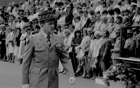 Berlin, french parade 1983 (photo)