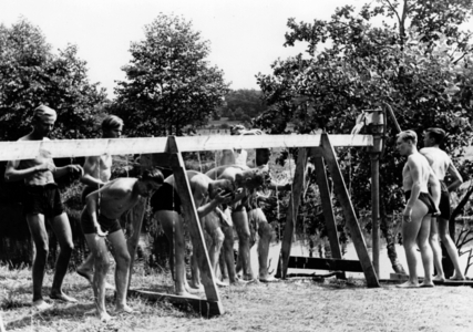 III. empire - tent camp of the Hitler Youth 1939 (photo)