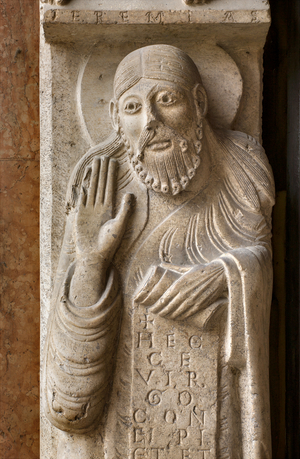 Major Portal, Left Door, Master of the Prophets, Prophet Isaiah detail 1117, Cathedral of Santa Maria Assunta, Cathedral, Cremona, Lombardy, Italy (photo)