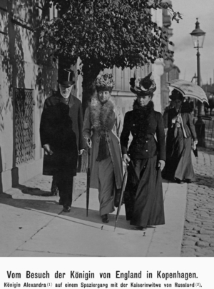 The Queen of England in Copenhagen,1909 (b/w photo)