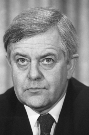 Germany, Bonn, 03 12 1991 Archive 30 46 31 President of Slovenia in Bonn Photo President Milan Kucan …, 1991 (photo)