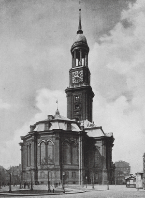 Hamburg: Michaeliskirche (b/w photo)