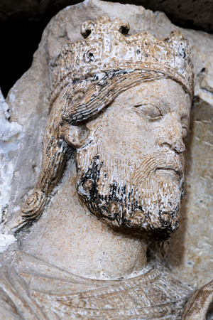 King holding a phylactery, 12th century (limestone)