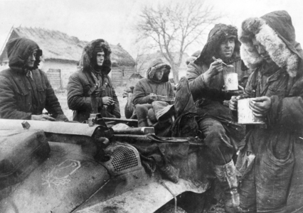 Image of German soldiers on the Eastern Front, 1944 (b/w photo)