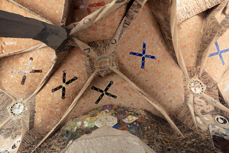 Church (Cripta Colònia Güell). Exterior view. The entrance. 1898-1914 (photo)