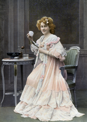 French comedian Mme Duluc as Rosette d'Esterel in play "Chiffon" in Paris, photo by Paul Nadar from french paper "Le Theatre" december 1904