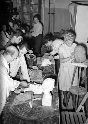 WW2 - German People's Education 1941 (photo)