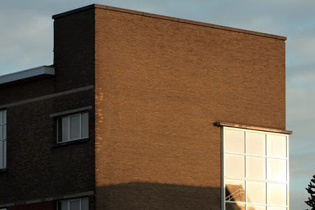 Fortstraat. School complex ( Koninklijk Atheneum). Exterior. Detail of the façade. 1954 (?).