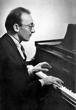 Clifford Curzon playing the