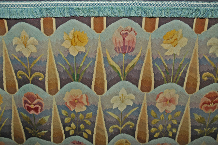 UK, Hereford, Anglican Cathedral of the Blessed Virgin Mary and St Ethelbert, tomb of John Hervey, Dean 1491 -1501, altar cloth