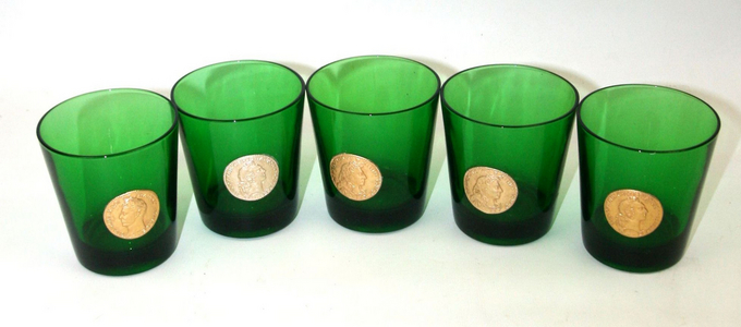 Glasses for aperitif offered by Byrrh around 1960