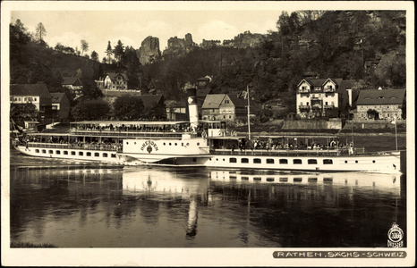 Rathen Sächs. Switzerland, steamer Dresden on the Elbe