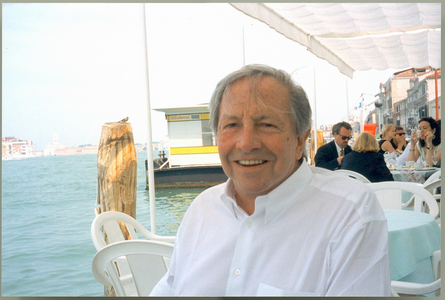 Artist Robert Rauschenberg at the Venice Biennale, Venice, Italy, 1980s (photo)
