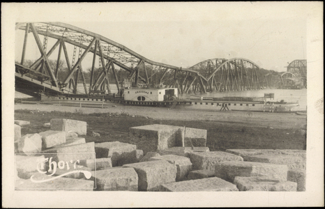 Photo Graudenz West Prussia, Destroyed bridge, steamers