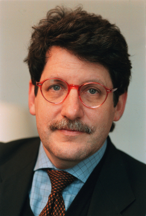 Dr. Gary Smith, 1998 (photo)