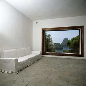 Contemporary architecture : Window toward Faraglioni - Casa Malaparte, 1938-1940