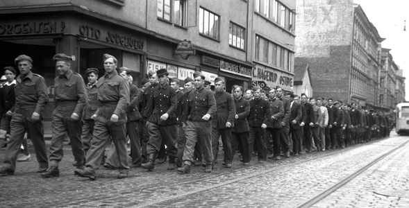 Oslo, 19450618 Russians march in the streets of Oslo ..., 1945 (photo)