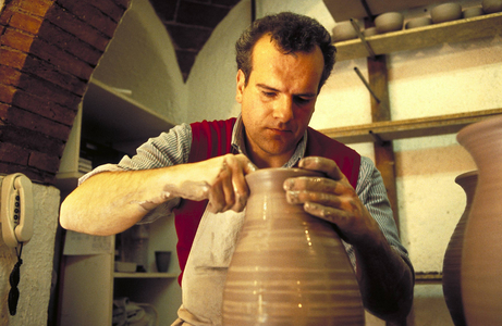 Pottery, 1997 (photo)