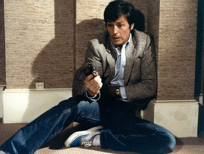 For a cop's hide directed by Alain Delon, 1981