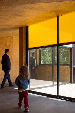 Communal workshops and staff housing, Boidot Robin architects, 2016, Poigny-la-Forêt, Yvelines, France (photo)