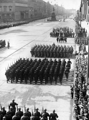 II. WK, Heroes Memorial Day, 1940 (photo)