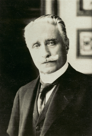 Portrait of Paul Deschanel (photo)