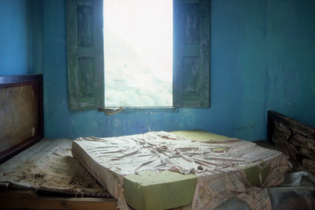 Rotten bed in an abandoned house in Sabinosa on El Hierro, Canary Islands, Spain ... 1991 (photo)