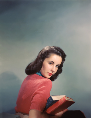 Elizabeth Taylor In The 40's (photo)