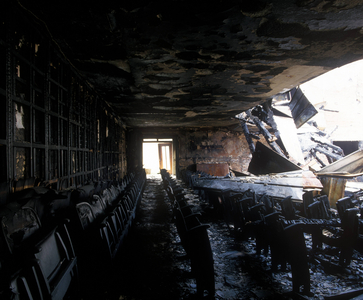 Burned down former cinema in Neugersdorf in Saxony Society 01 ..., 1994 (photo)