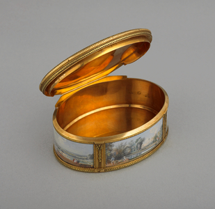 Snuff box, 1781-83 (gold with gouache on vellum)